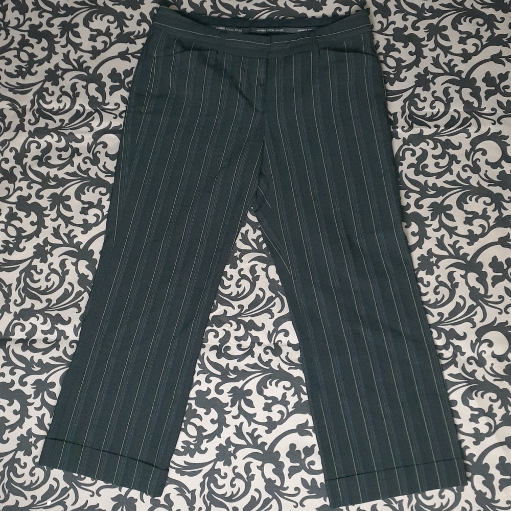2/$20 Express Pinstripe Cuffed Capris with Pockets